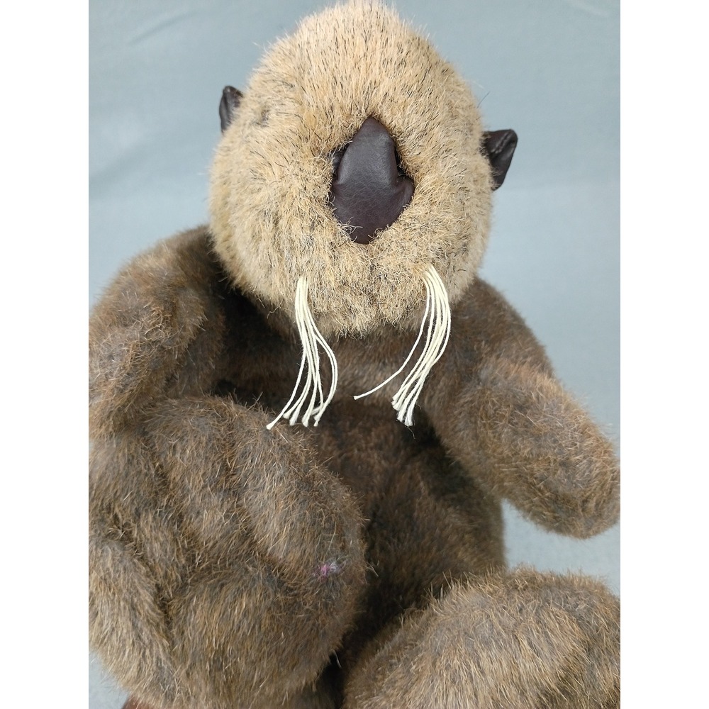 Folkmanis Sea Otter Hand Puppet Brown Plush Realistic Animal Whiskers 2028